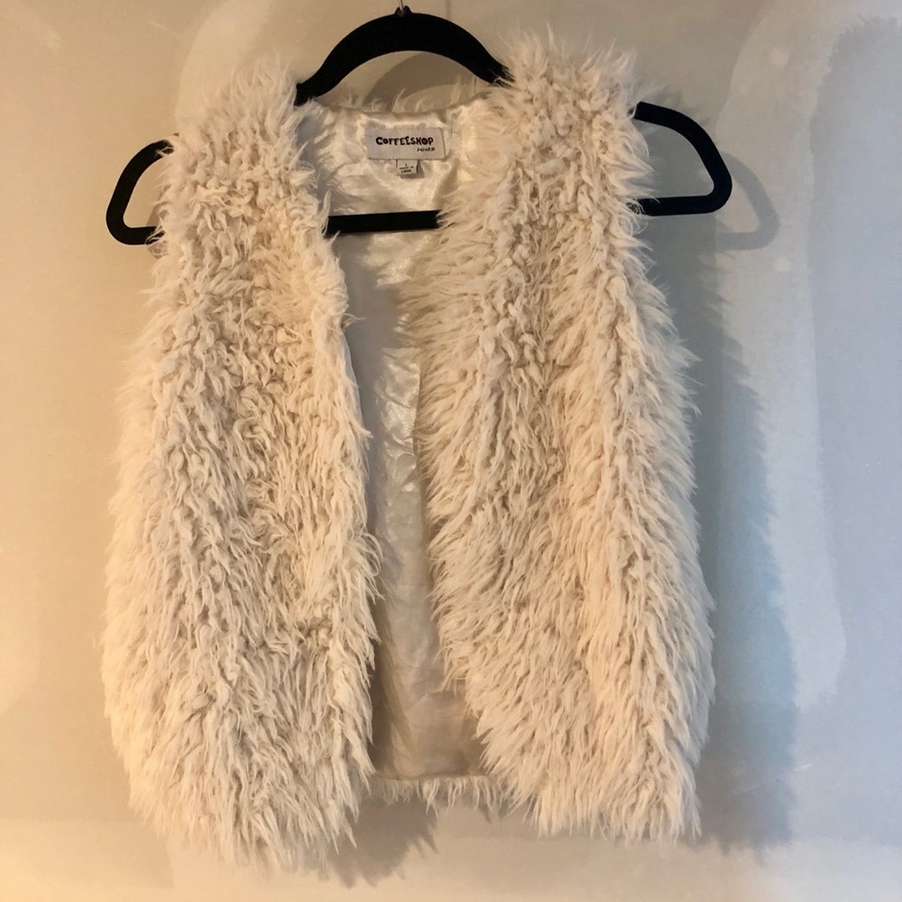 Girl’s Faux Fur Vest